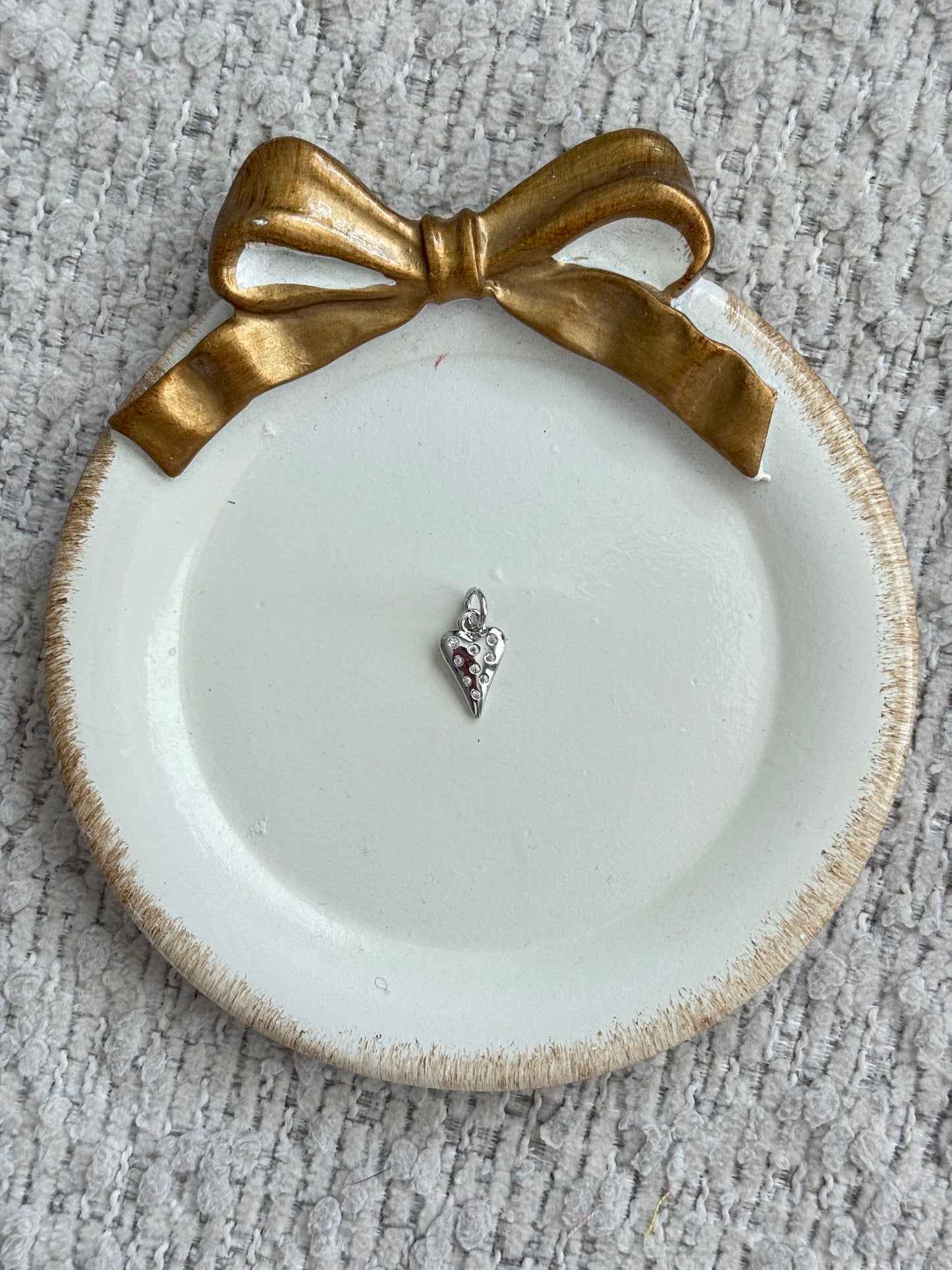 dazzle me heart charm