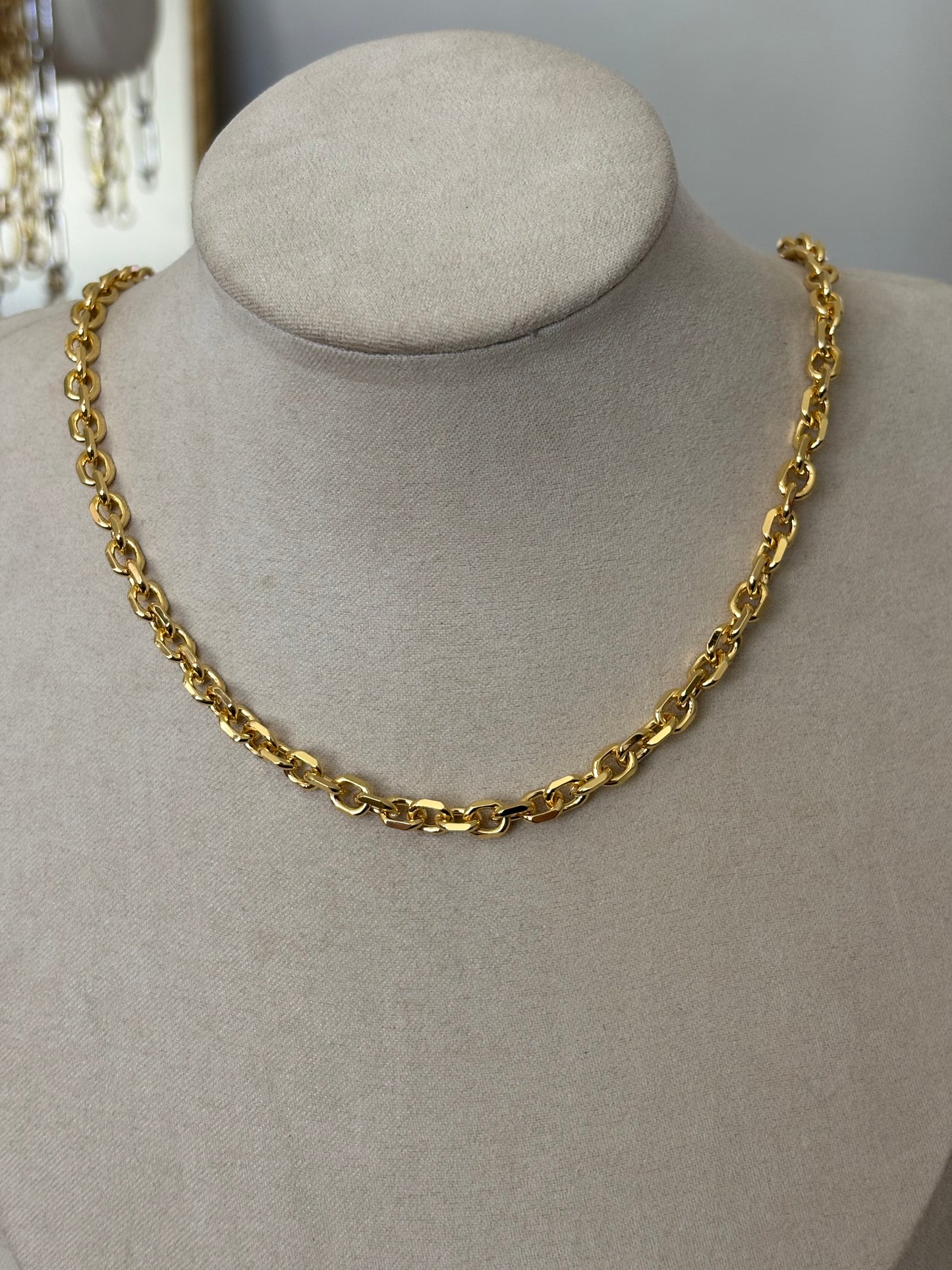 baby rolo chain in gold