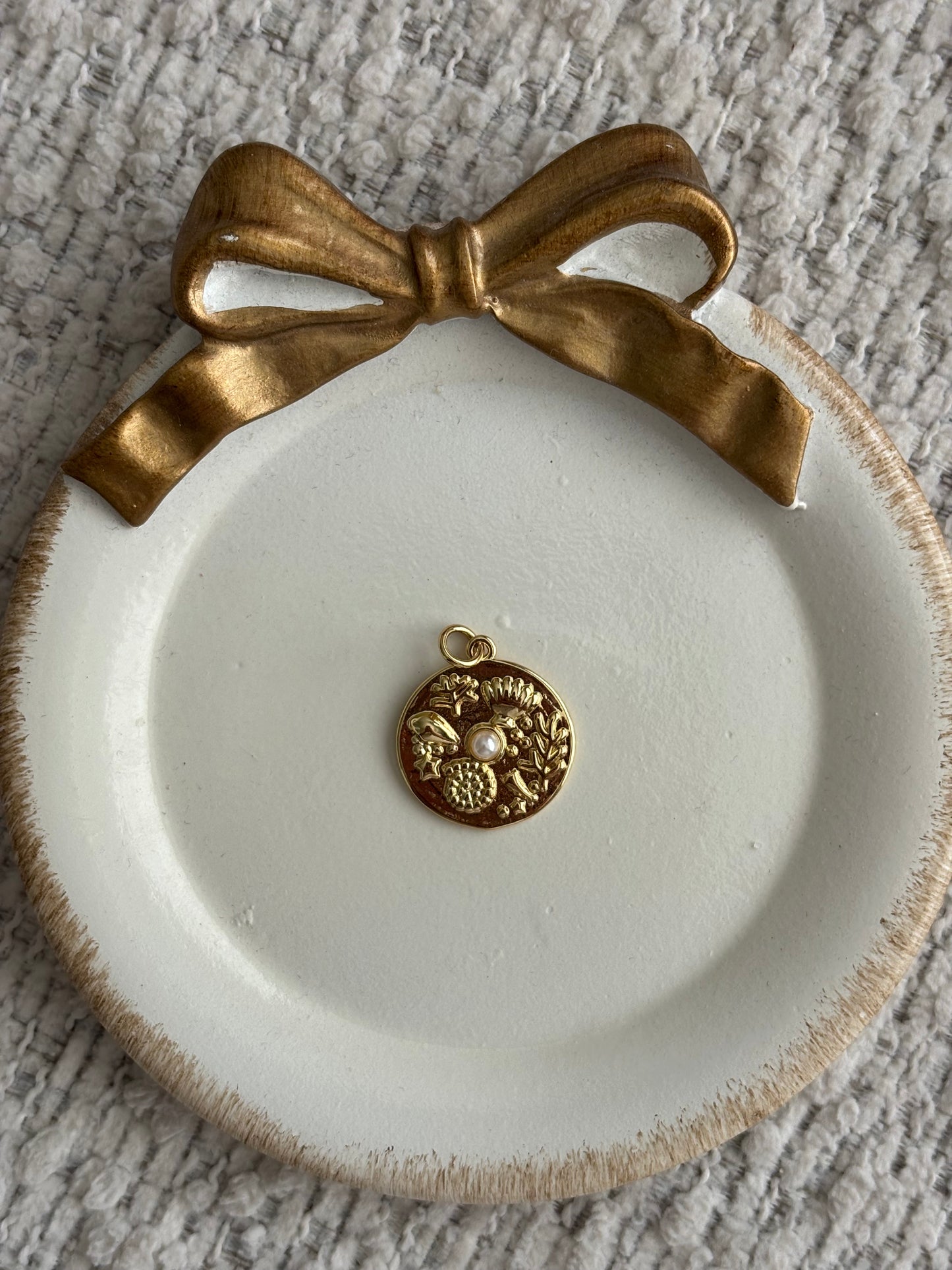 sea life pearl charm