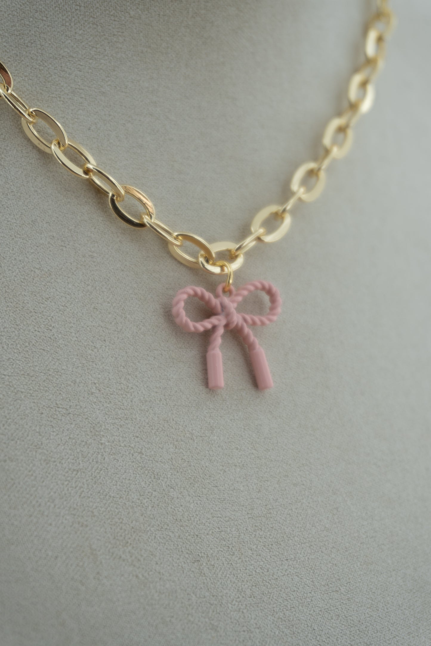 yeehaw bow pink charm