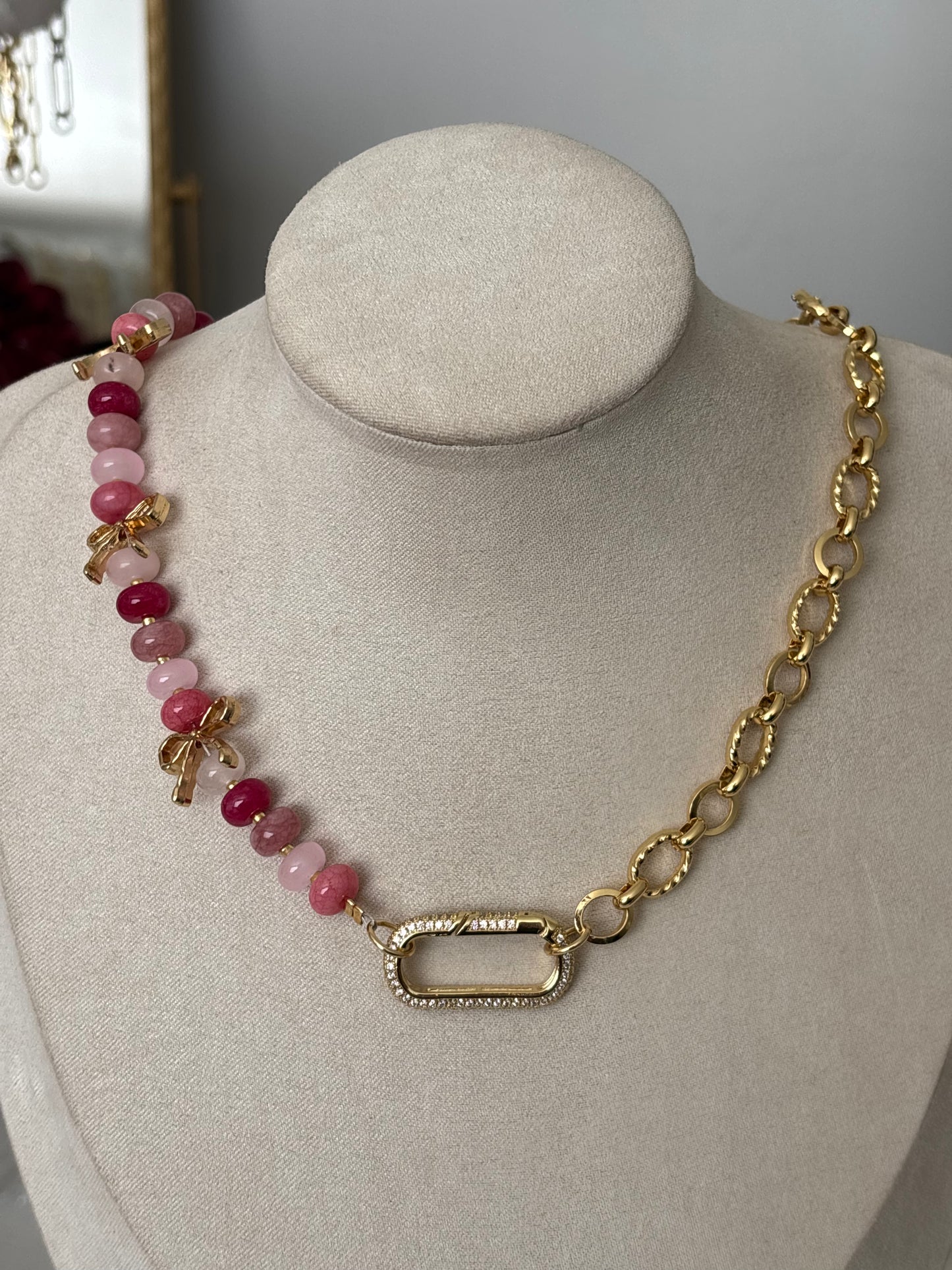 bow my beaded chain