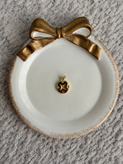 compass point charm