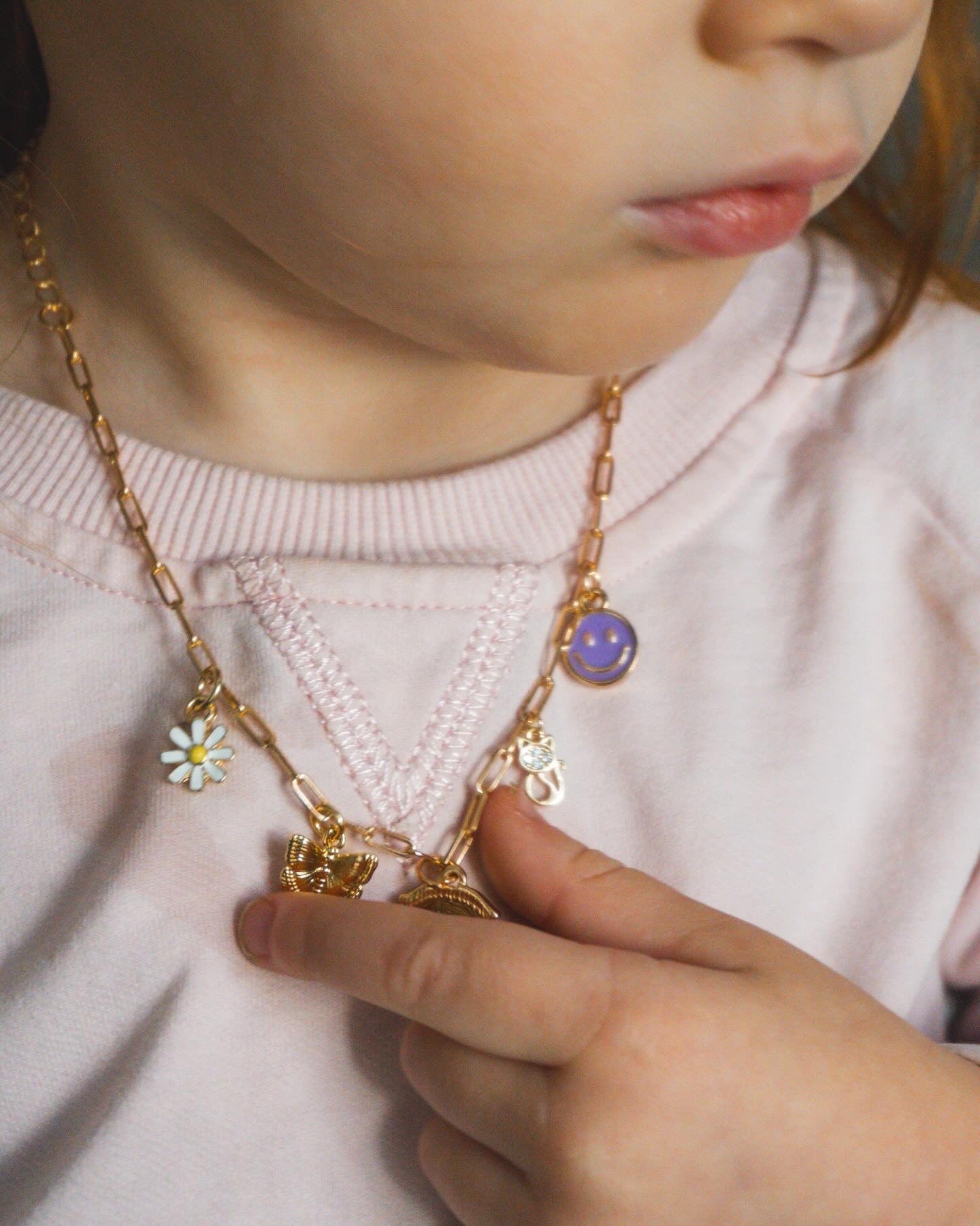for the (little) girls midi paperclip necklace chain in gold