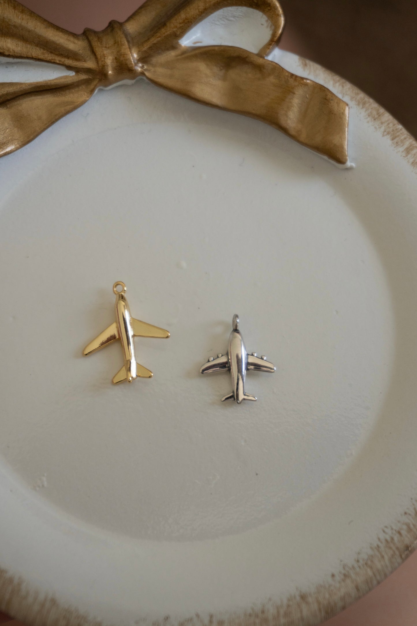 airplane charm