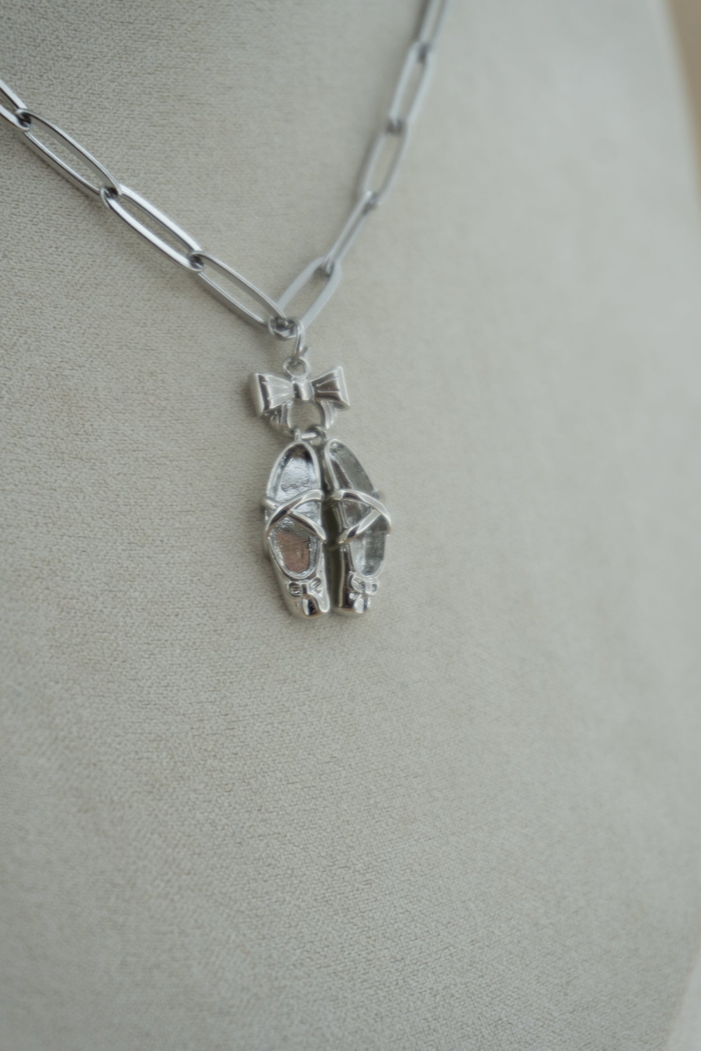 ballet bow charm