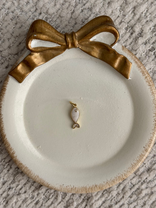 mother of pearl fish charm