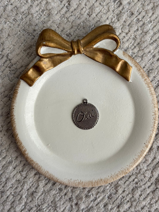 oui charm in silver