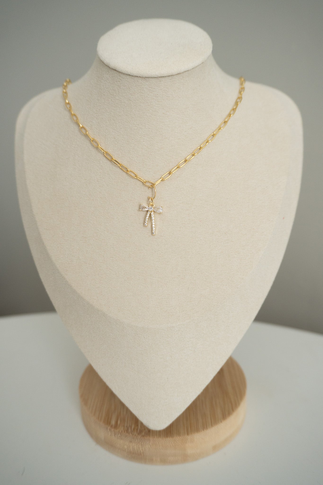 ciao bow charm