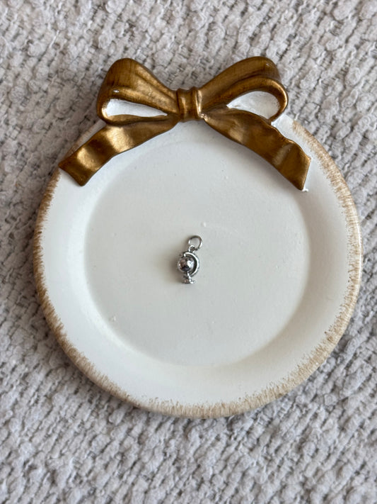 globe charm