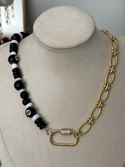 magic 8 ball beaded chain