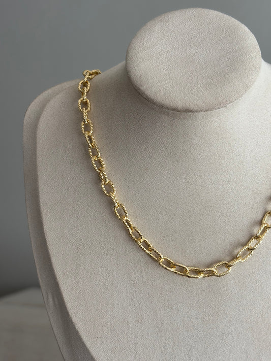 twisted rolo chain